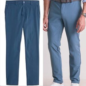 Vineyard Vines On The Go Golf Performance Breaker Pants in Moonshine